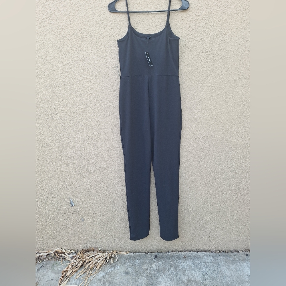NWT EXPRESS Elegant Black Jumpsuit Body Cotour - Picture 6 of 9